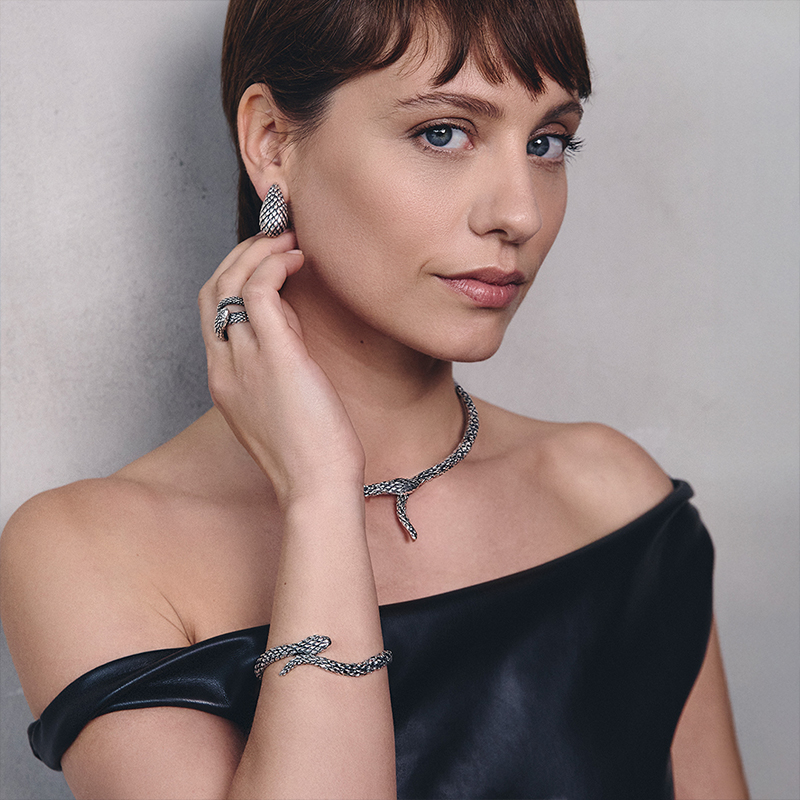 Michelle Jenner pour Giovanni Raspini 